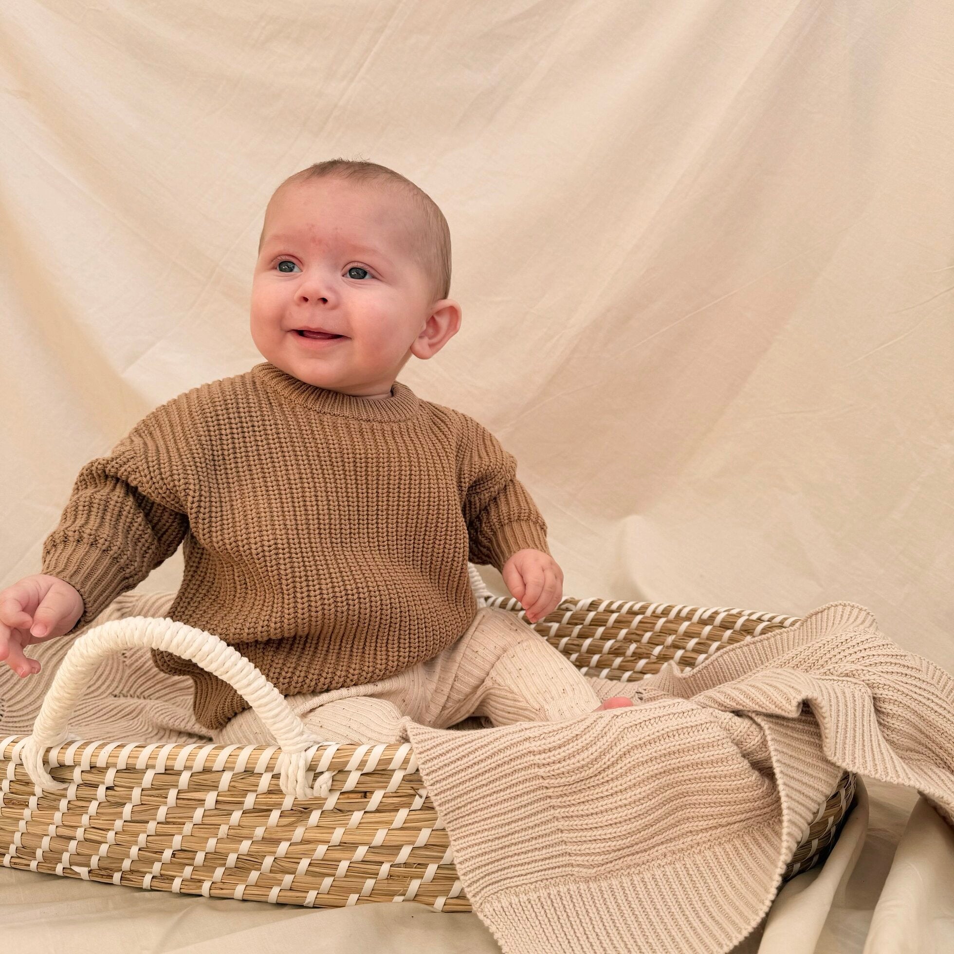 Hunter + Rose x TLWS | latte jumper